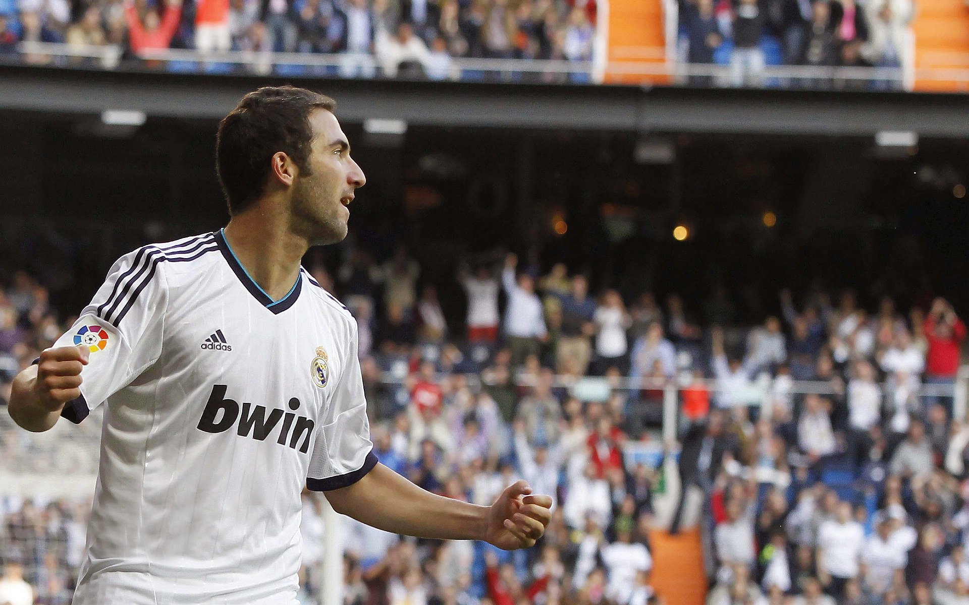 奥斯梅恩火力全开引爆赛季，温网对阵快船成焦点，切尔西力争零封展现铁血防线